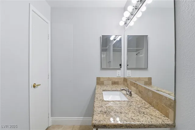 $1,600 | 5125 West Reno Avenue, Unit 1025, Las Vegas, NV 89118