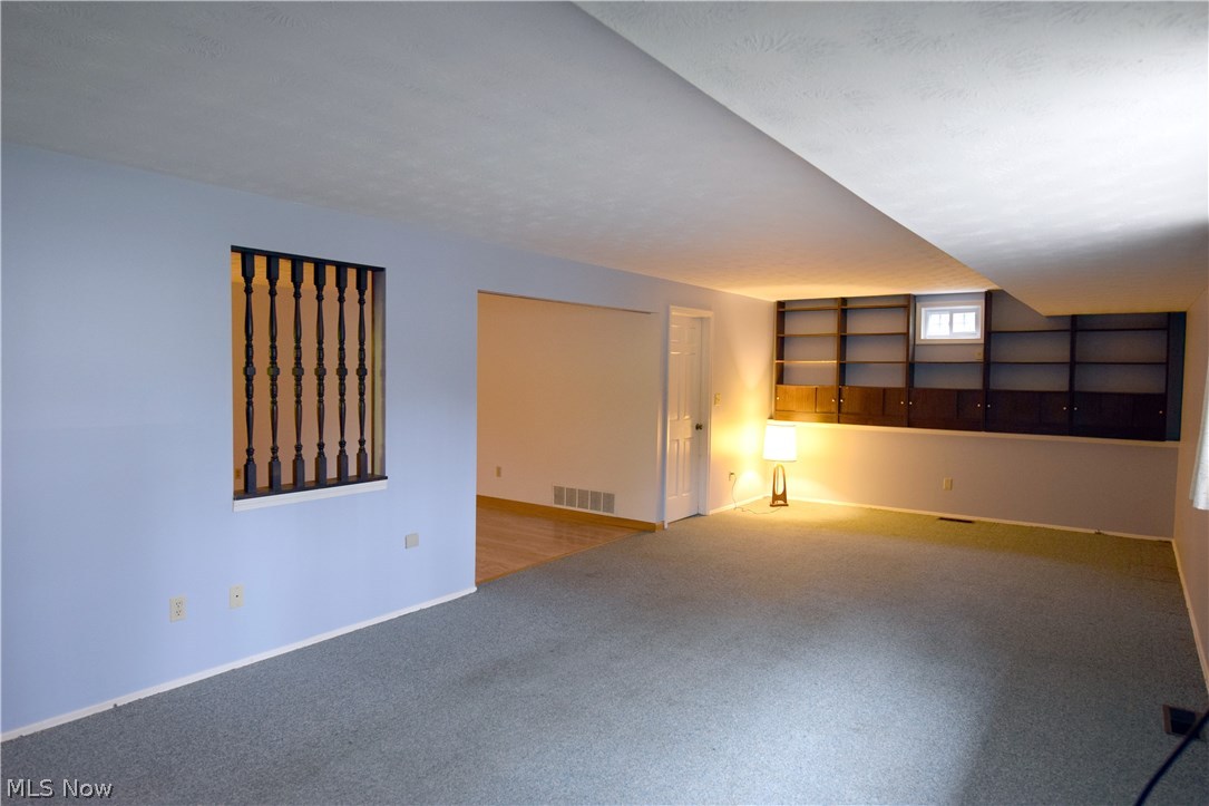 2160 Howland Wilson Road Northeast Warren, OH 44484 - Photo 22 of 32 Gallery Image 22