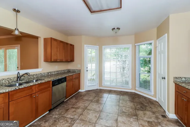 $2,340 | 3414 Velvet Creek Drive Southwest, Marietta, GA 30008