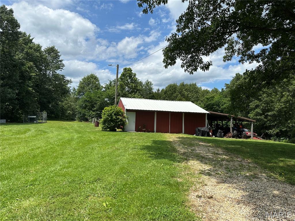 3329 Boettcher Road Bland, MO 65014 - Photo 4 of 61