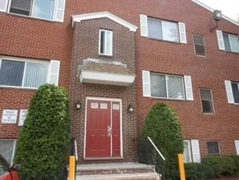 $1,950 | 35 Prospect Street, Unit 203, Woburn, MA 01801