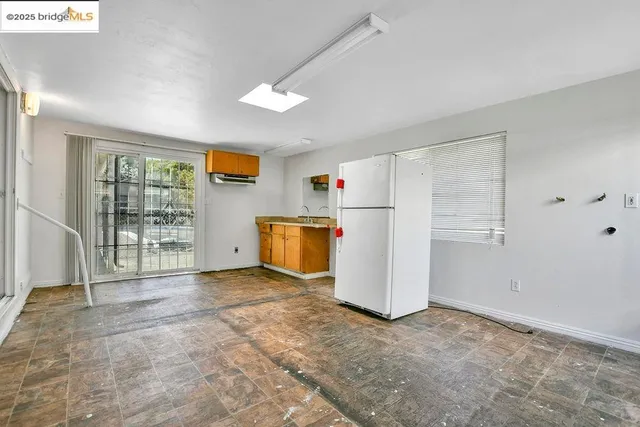 a view of a storage & utility room