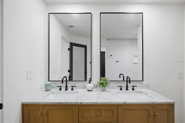 $3,100 | 2212 Lake Bay Way, Brandon, FL 33511