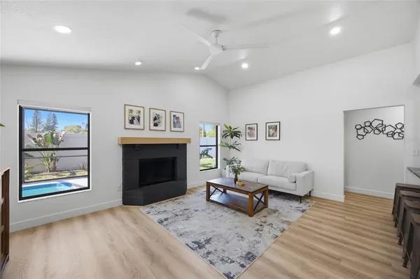 $3,100 | 2212 Lake Bay Way, Brandon, FL 33511