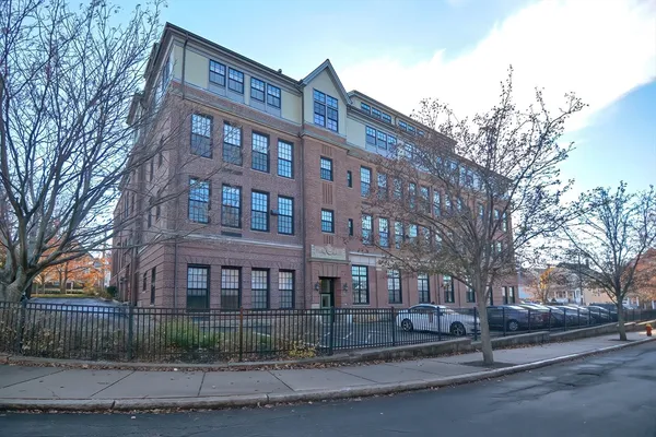 $539,900 | 72 Ashland Street, Unit 410, Malden, MA 02148