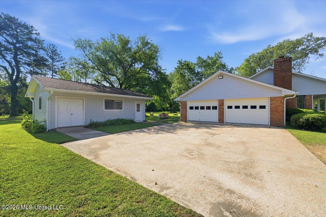 223 Hickory Ridge Road Florence, MS 39073 - Photo 31 of 45 31-223 Hickory Ridge Rd _ Hometoursms.co
