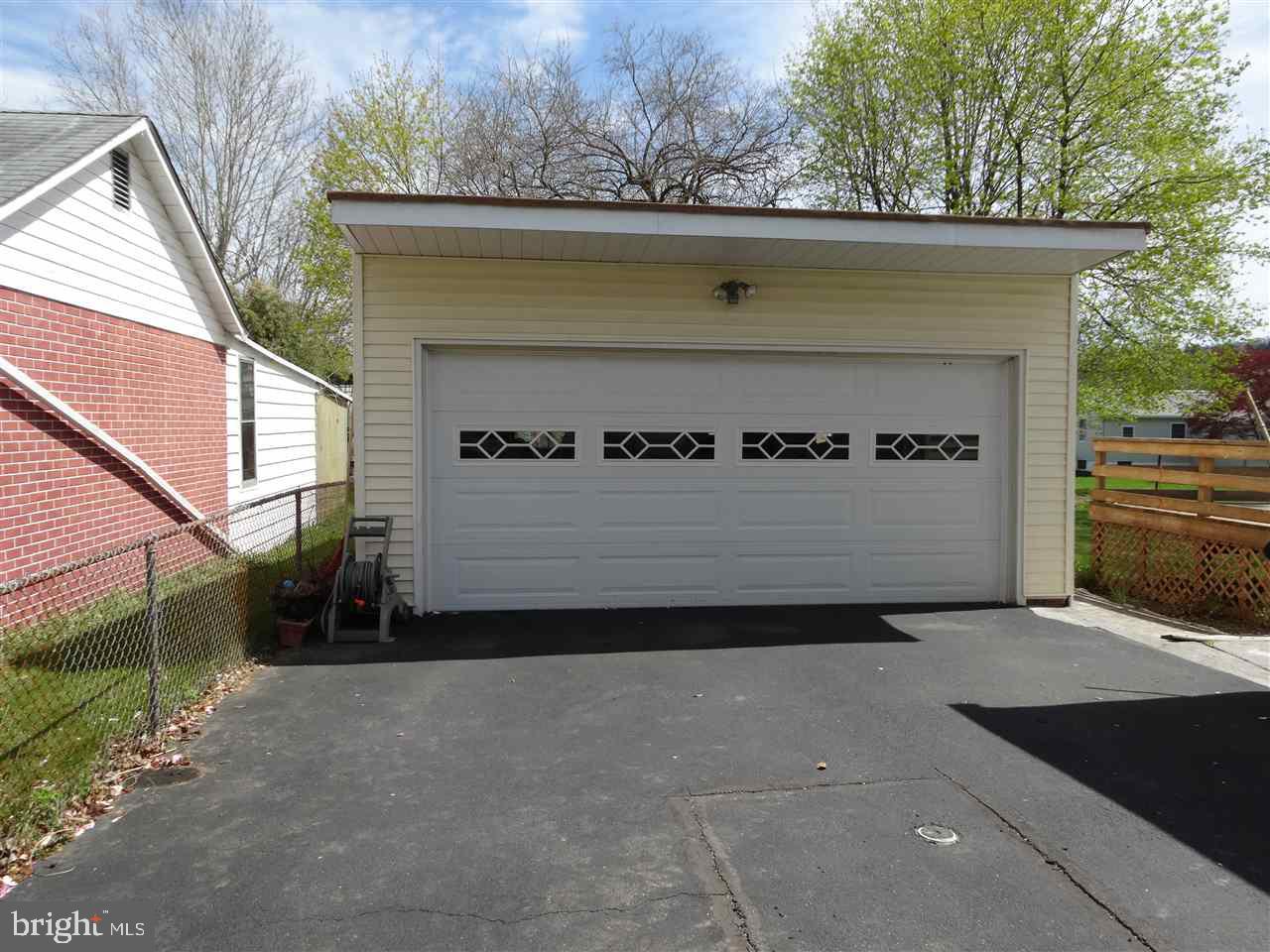 209 Fairview Road New Cumberland, PA 17070 - Photo 23 of 24 Gallery Image 23