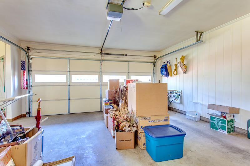 4209 Crestfield Road Knoxville, TN 37921 - Photo 25 of 30 2 car garage