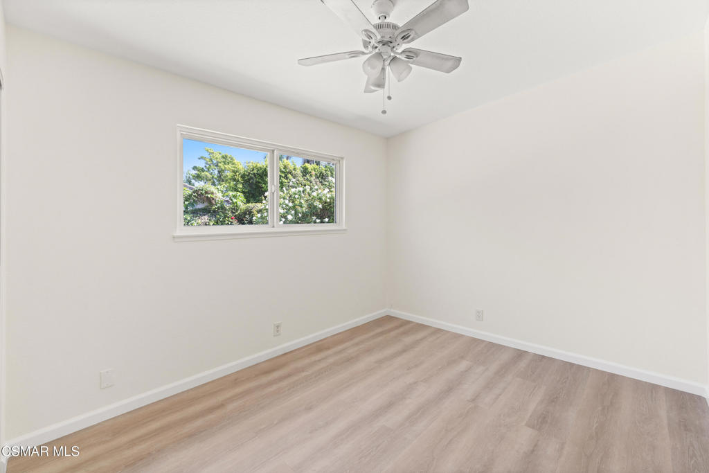 2050 Cheam Avenue Simi Valley, CA 93063 - Photo 17 of 21