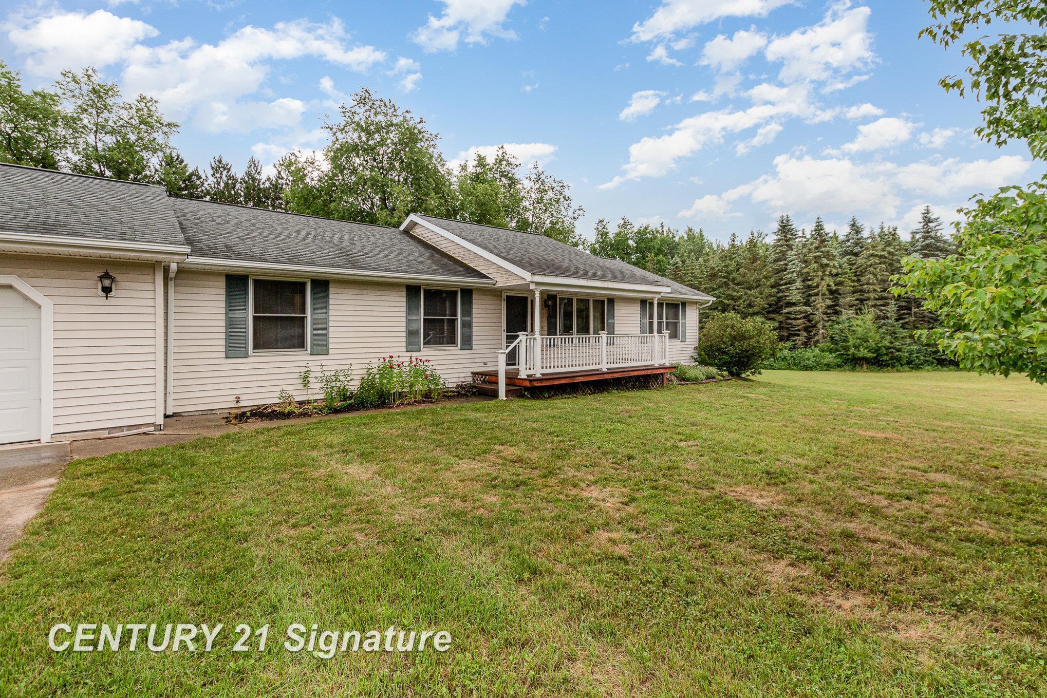 1903 South Rolland Road Remus, MI 49340 - Photo 16 of 34