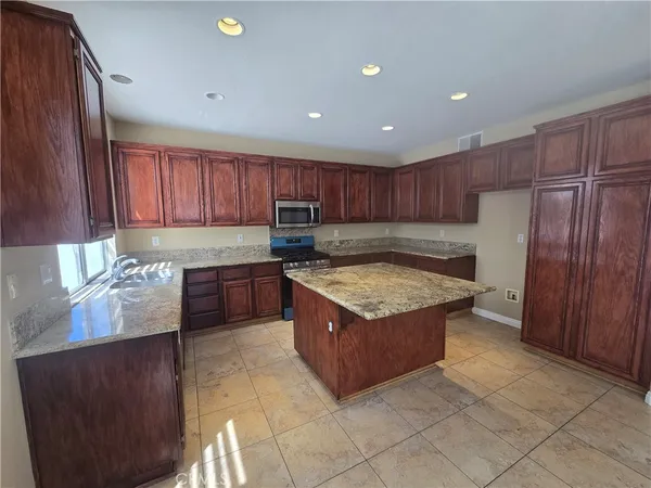 $4,250 | 2382 MacBeth Avenue, Corona, CA 92882