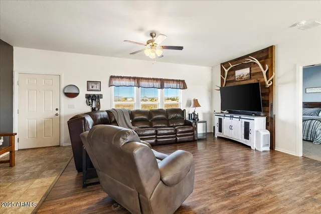 $369,900 | 24617 North Laredo Lane, Paulden, AZ 86334