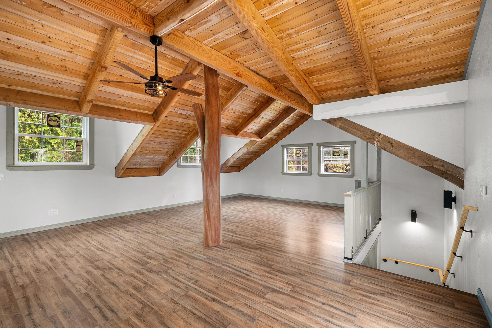 89-811 Huanui Road Captain Cook, HI 96704 - Photo 29 of 30 a view of entryway and hall with wooden floor