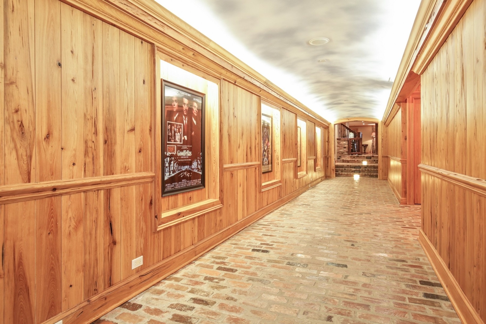 9N655 Kendall Road Elgin, IL 60124 - Photo 20 of 43 a view of a entryway