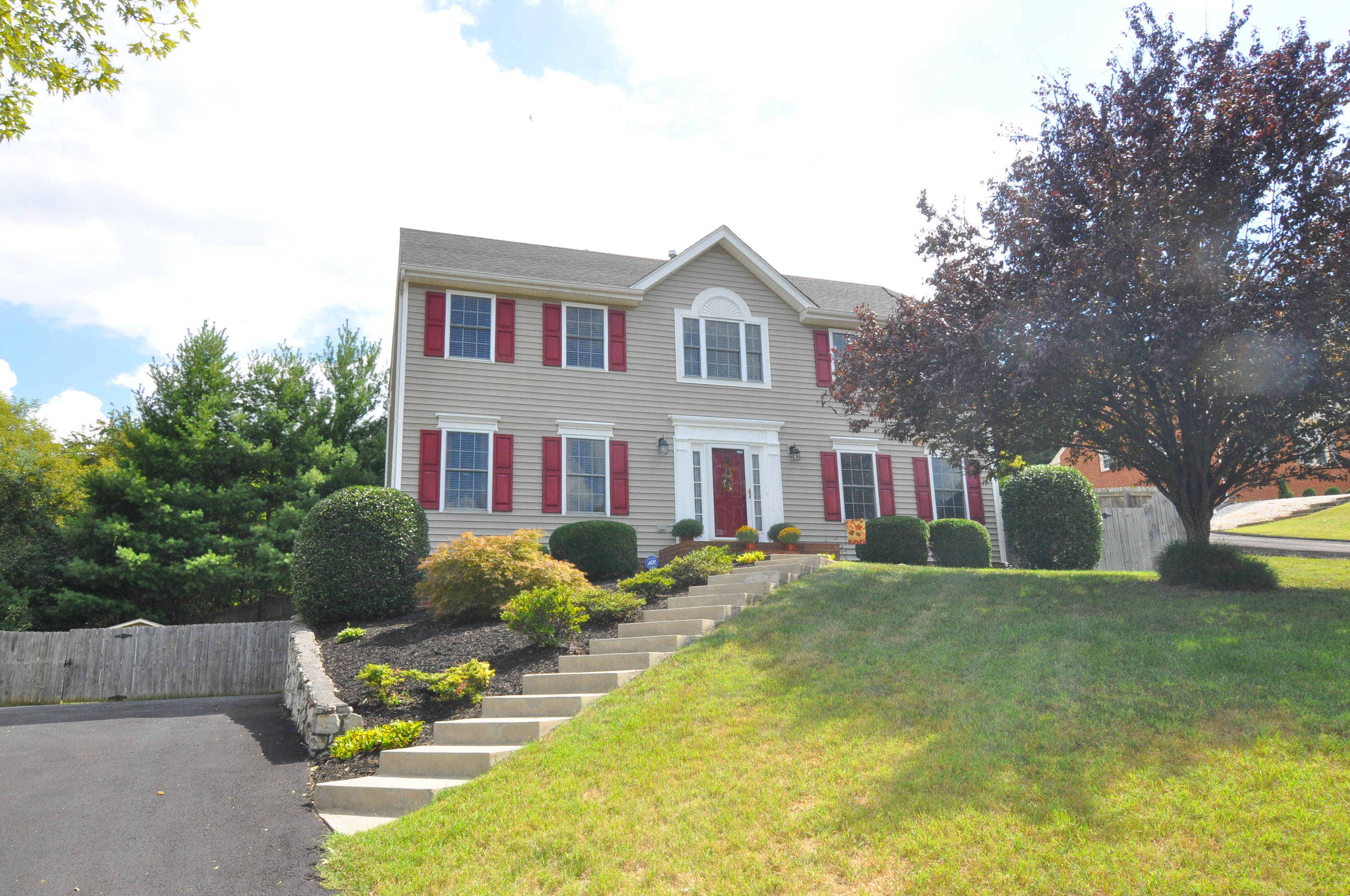 5204 Setter Road Roanoke, VA 24012 - Photo 39 of 41 FRONT VIEW
