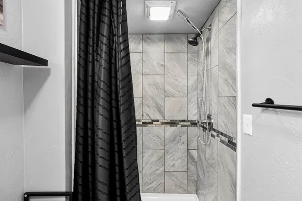 $189,900 | 1533 Pierce Avenue, Marinette, WI 54143