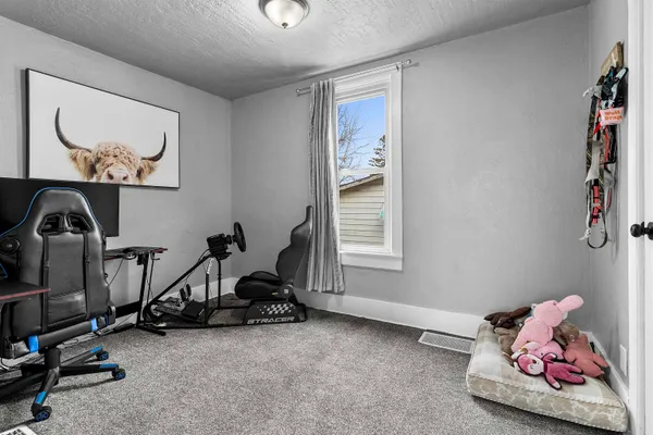 $189,900 | 1533 Pierce Avenue, Marinette, WI 54143