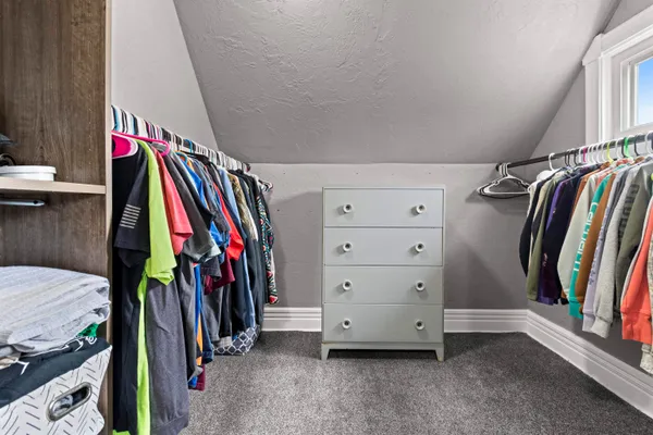 $189,900 | 1533 Pierce Avenue, Marinette, WI 54143