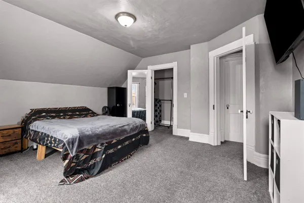 $189,900 | 1533 Pierce Avenue, Marinette, WI 54143