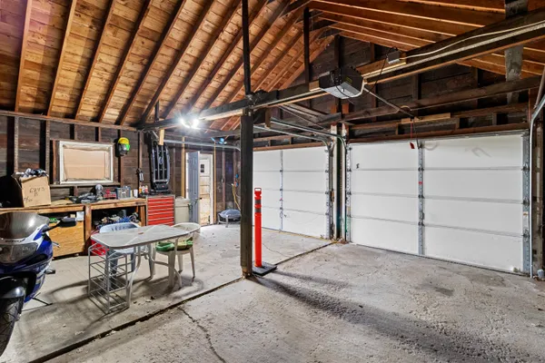 $189,900 | 1533 Pierce Avenue, Marinette, WI 54143