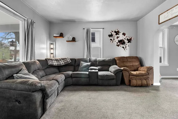 $189,900 | 1533 Pierce Avenue, Marinette, WI 54143