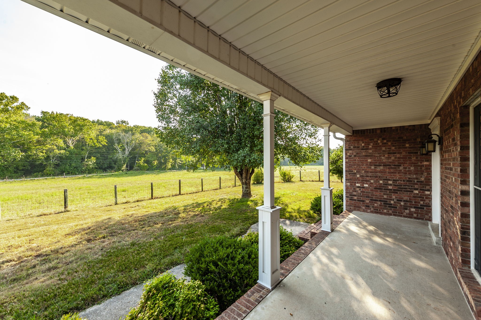 724 Deshea Creek Road Gallatin, TN 37066 - Photo 7 of 76 a view of a garden with an outdoor space