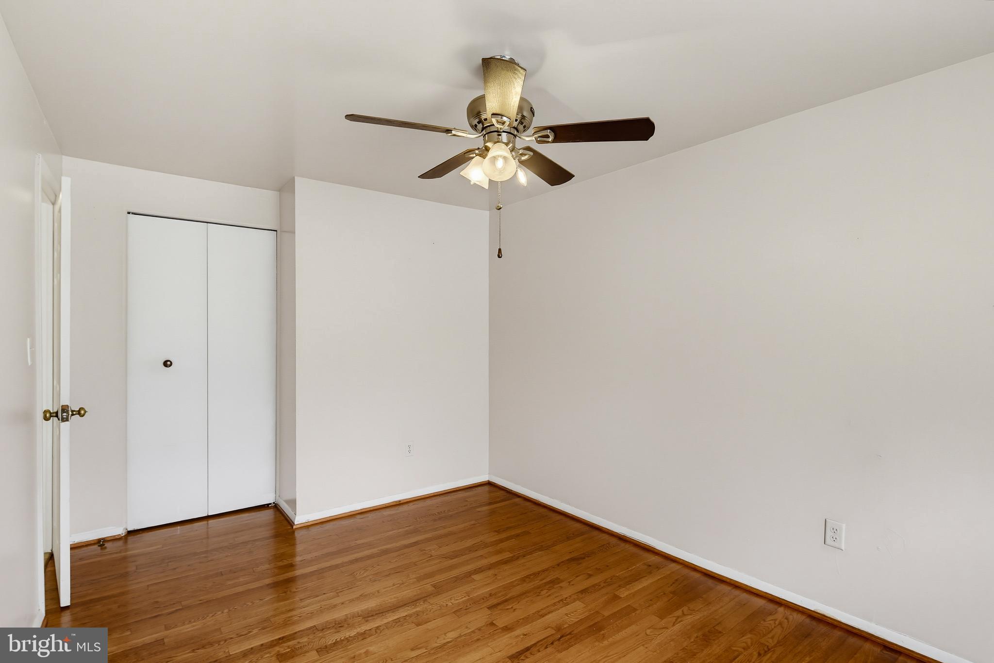 5655 Utrecht Road Baltimore, MD 21206 - Photo 16 of 36 Upper level second bedroom