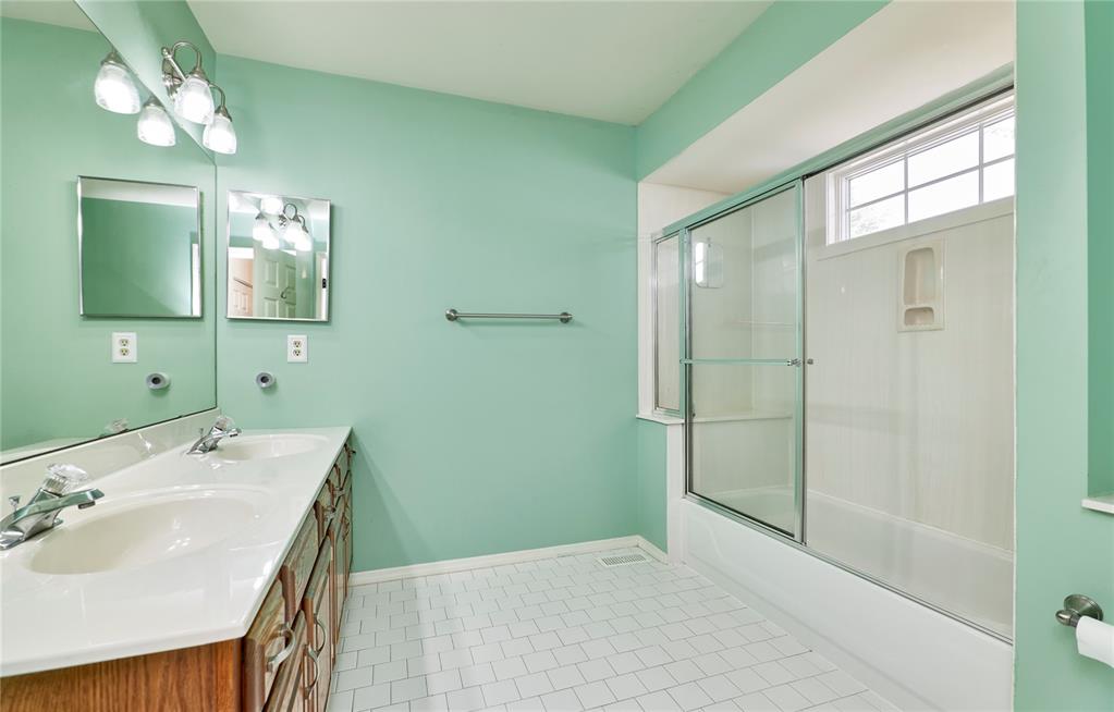 2529 Maple Tree Drive St. Charles, MO 63303 - Photo 38 of 74