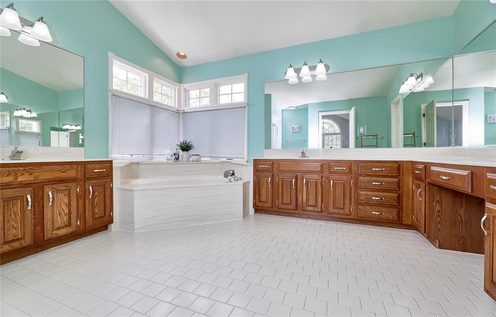 2529 Maple Tree Drive St. Charles, MO 63303 - Photo 53 of 74