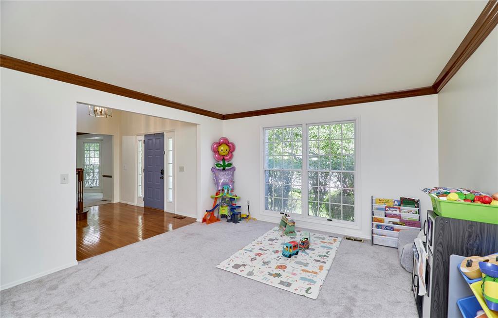 2529 Maple Tree Drive St. Charles, MO 63303 - Photo 9 of 74