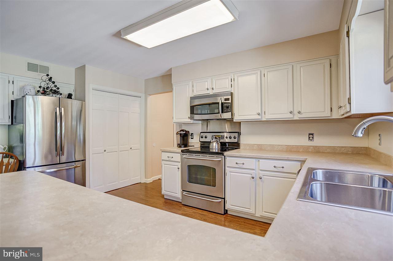 1422 Appletree Road Harrisburg, PA 17110 - Photo 13 of 25 Gallery Image 13