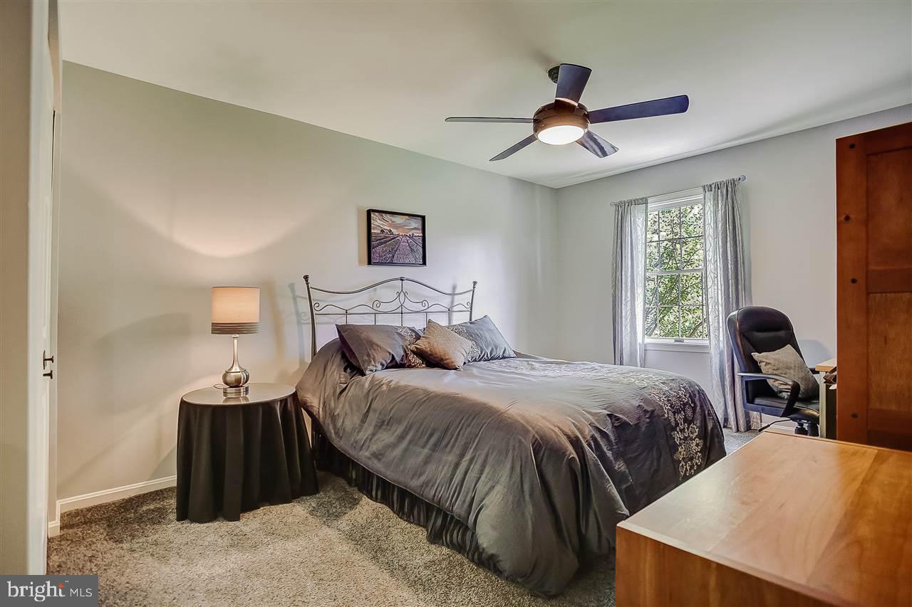 1422 Appletree Road Harrisburg, PA 17110 - Photo 17 of 25 Gallery Image 17