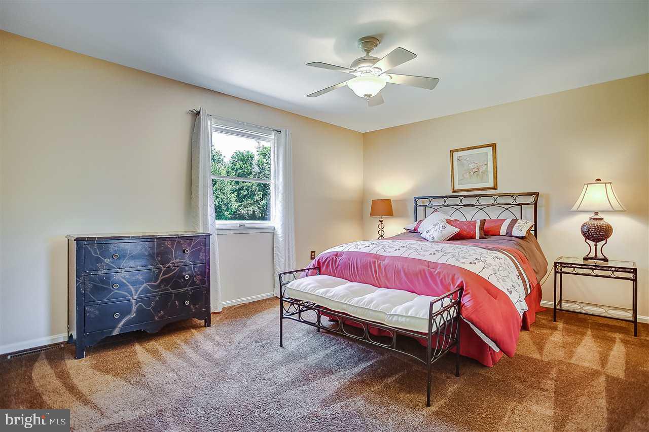1422 Appletree Road Harrisburg, PA 17110 - Photo 18 of 25 Gallery Image 18