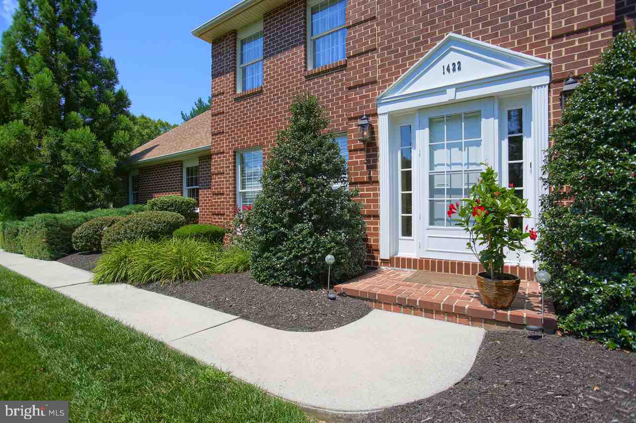 1422 Appletree Road Harrisburg, PA 17110 - Photo 3 of 25 Gallery Image 3