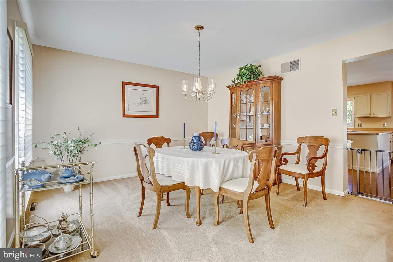 1422 Appletree Road Harrisburg, PA 17110 - Photo 6 of 25 Gallery Image 6