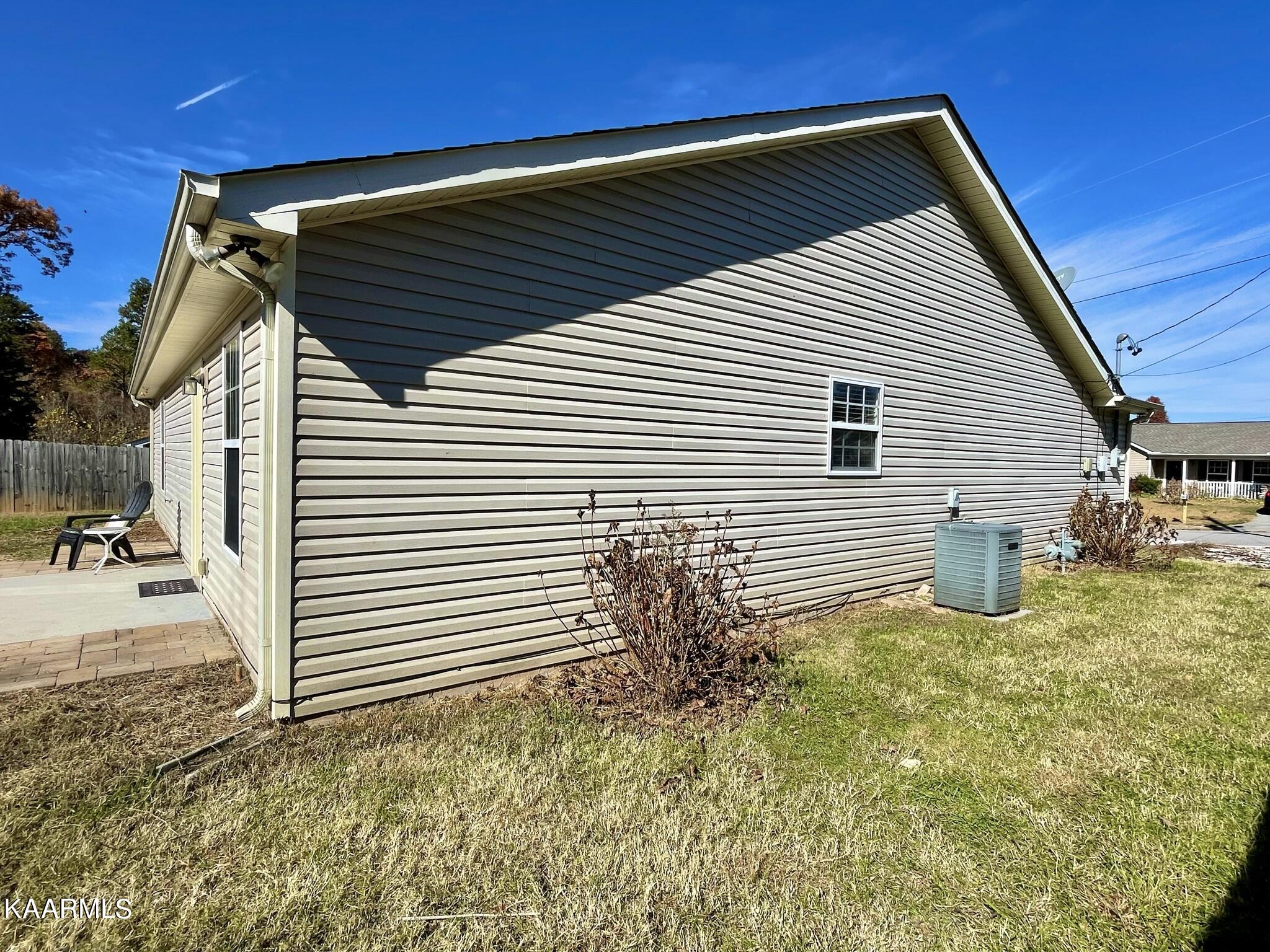 5029 Cattail Lane Corryton, TN 37721 - Photo 31 of 41 21CA8E69-0FF6-4C5D-A897-6BF17CF53536