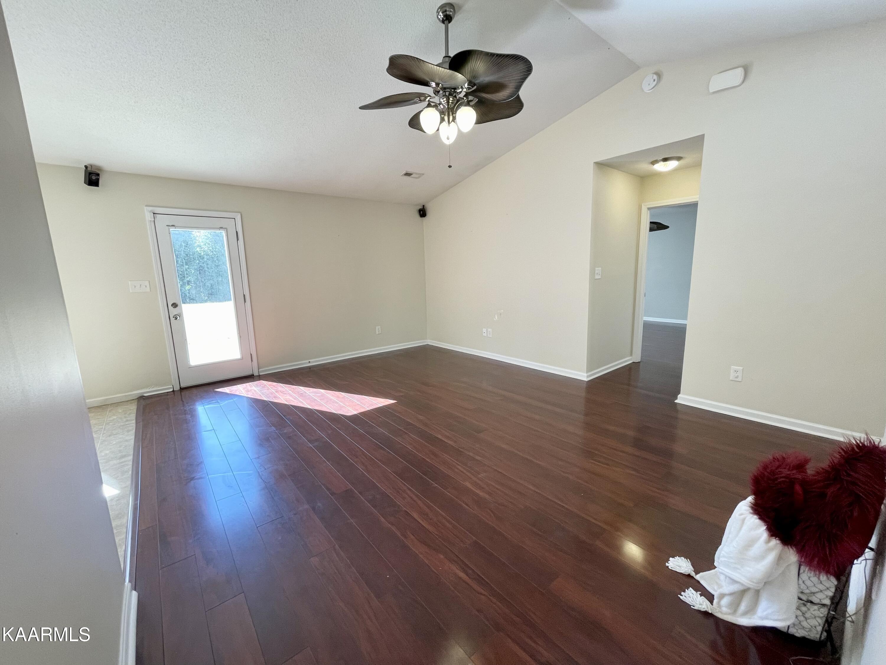 5029 Cattail Lane Corryton, TN 37721 - Photo 9 of 41 480DE6ED-52F4-445D-9565-30D2DA7D47D1