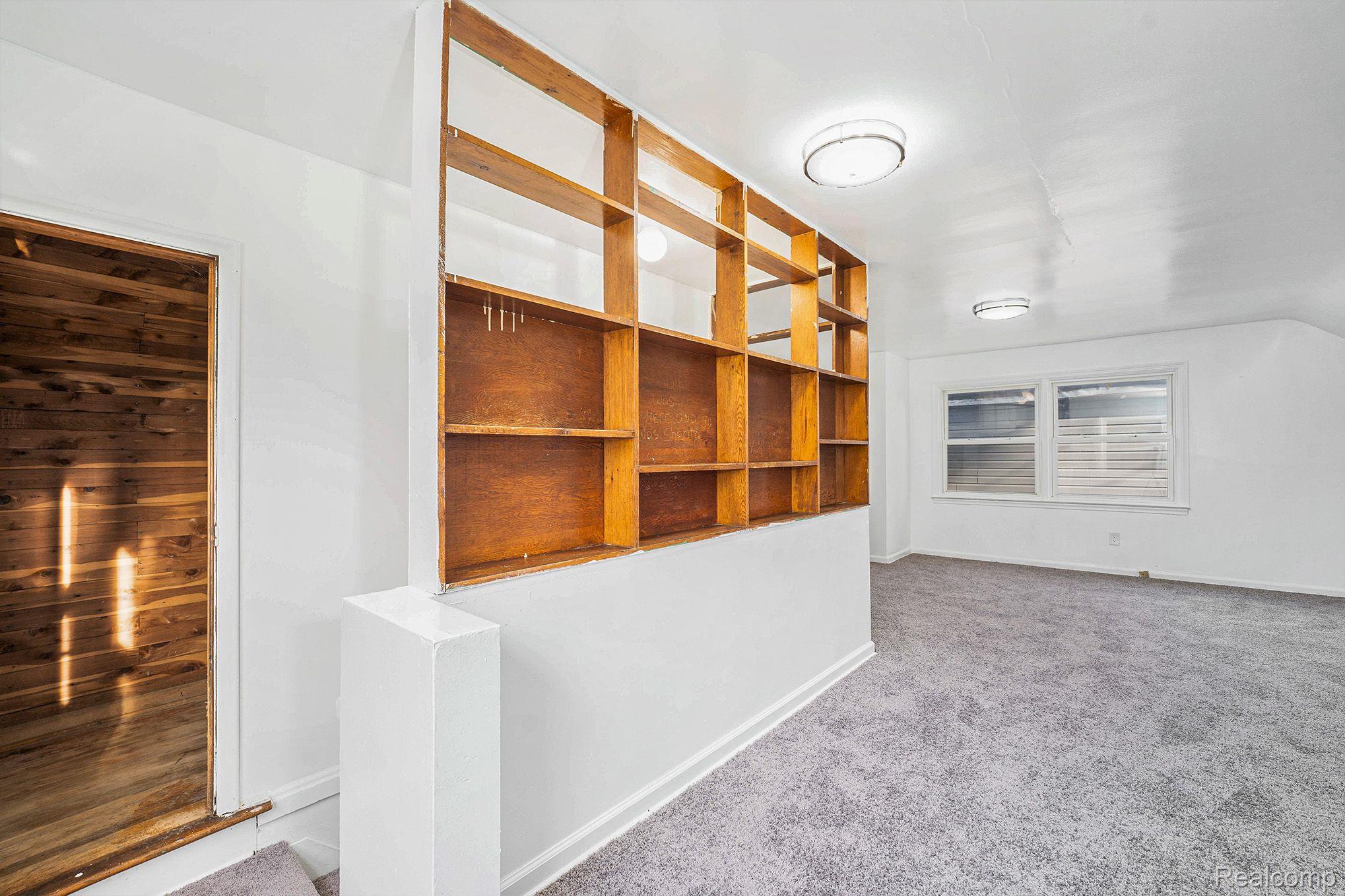 9530 Decatur Street Detroit, MI 48227 - Photo 11 of 19 Loft Bedroom