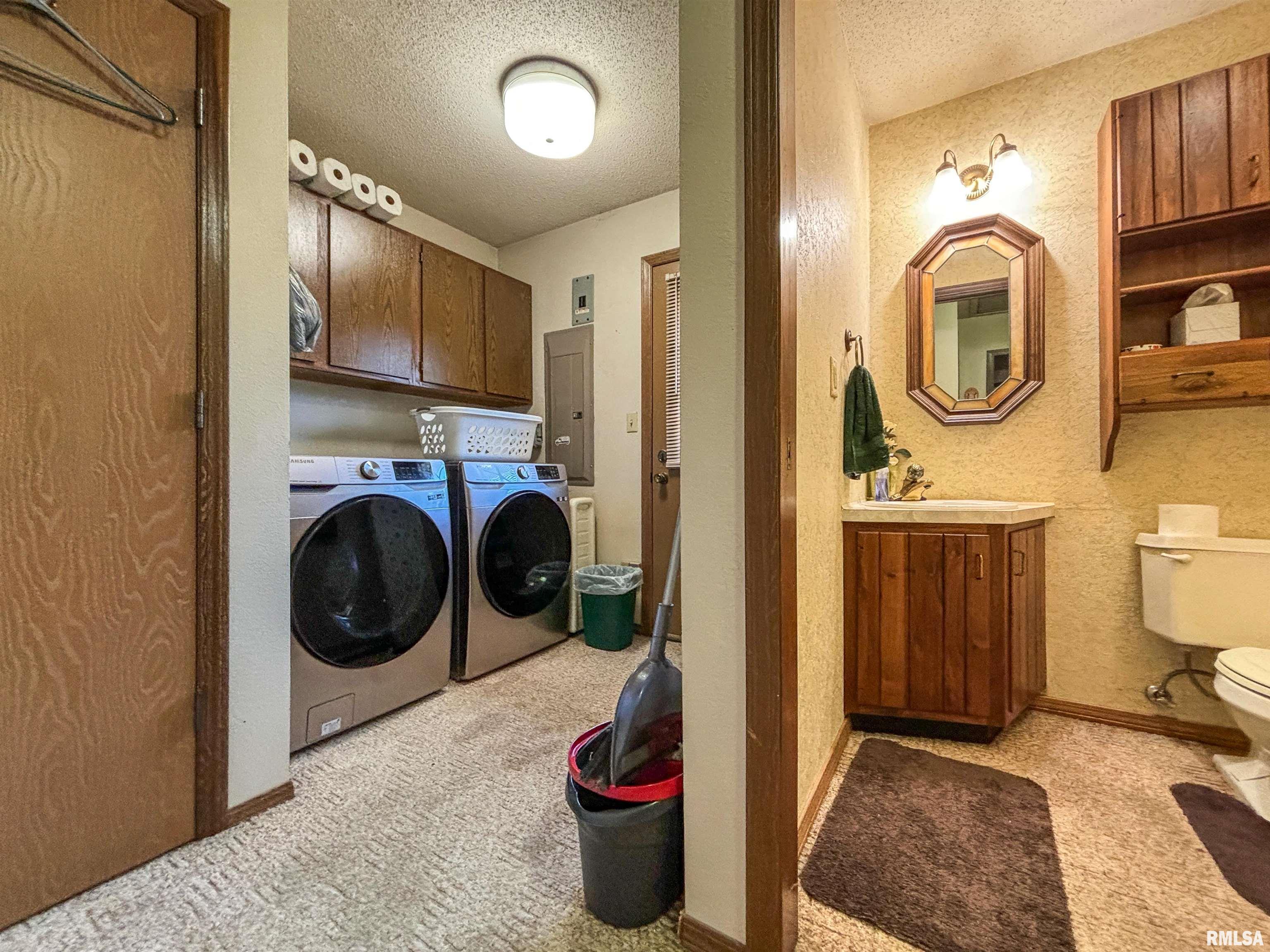 4944 Cross Road Salem, IL 62881 - Photo 31 of 44