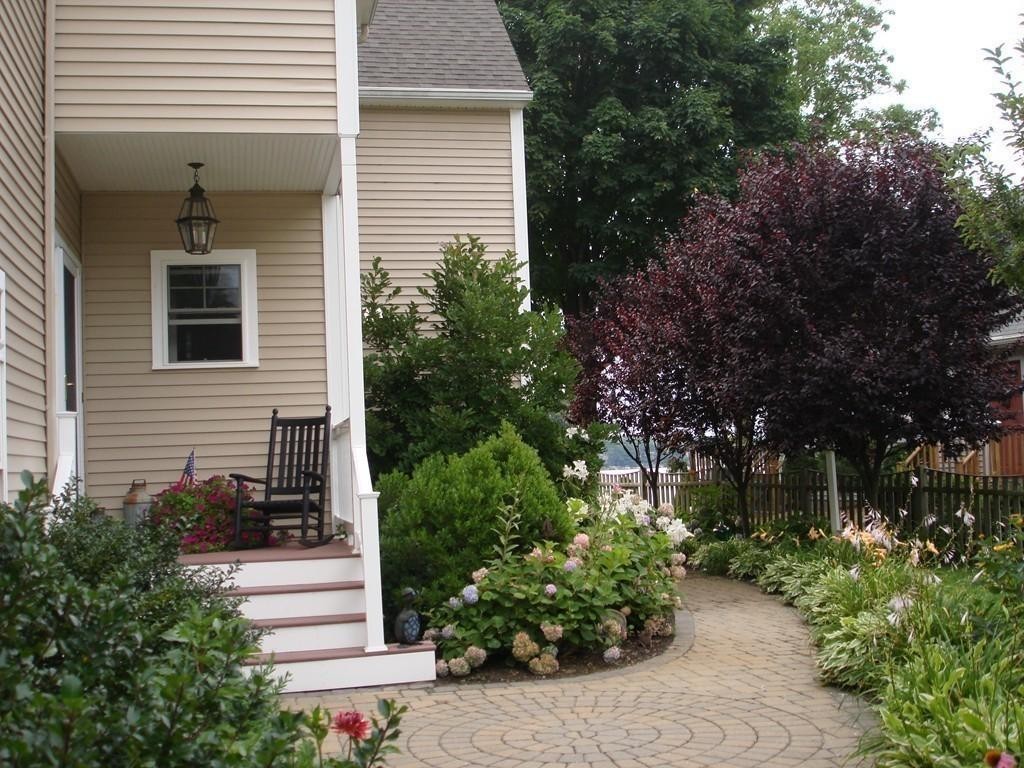 47 Bates Point Road Webster, MA 01570 - Photo 29 of 30 Gallery Image 29