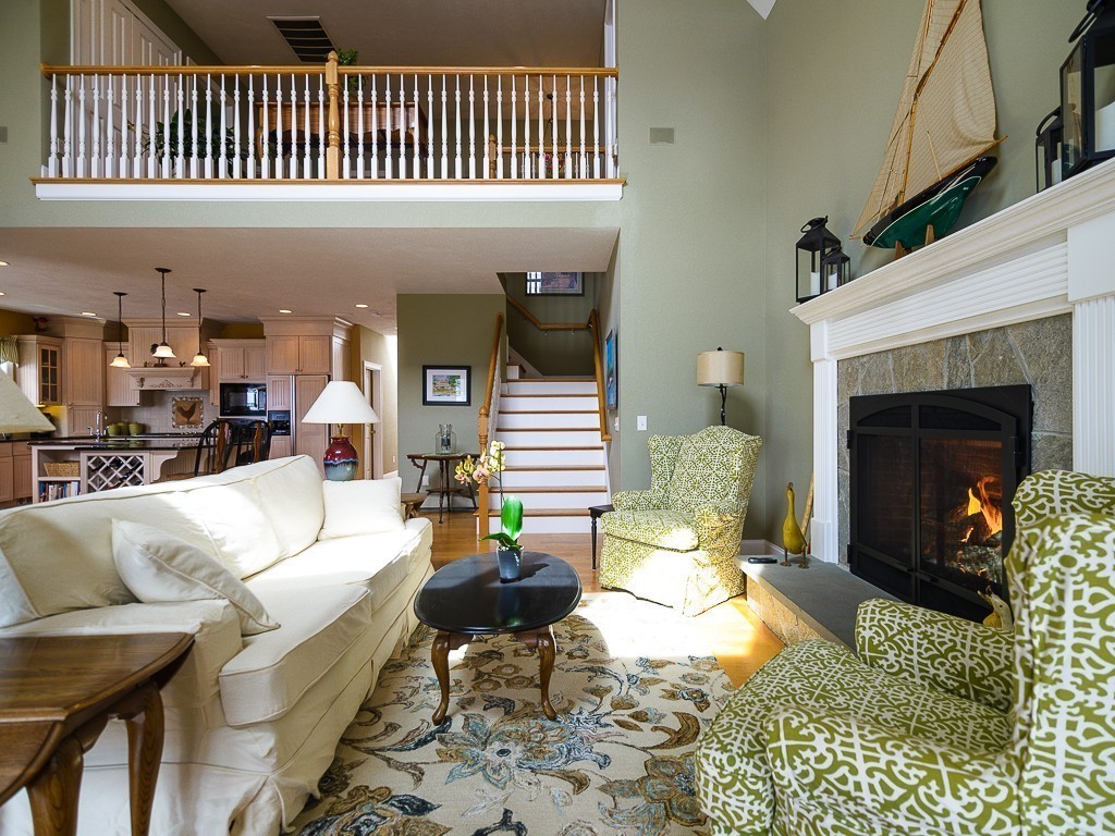 47 Bates Point Road Webster, MA 01570 - Photo 8 of 30 Gallery Image 8