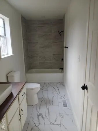 $239,900 | 45 Ripley Co 142 E-20, Doniphan, MO 63935