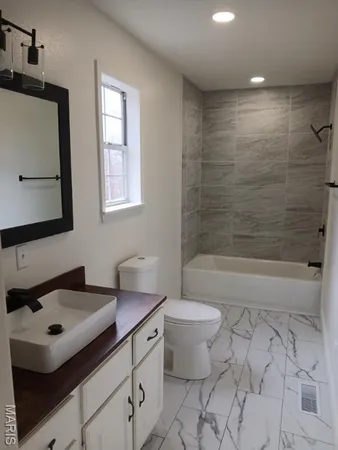 $239,900 | 45 Ripley Co 142 E-20, Doniphan, MO 63935