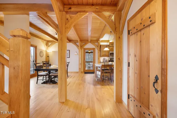$1,224,800 | 435 Cherokee Mountain Road, Jonesborough, TN 37659