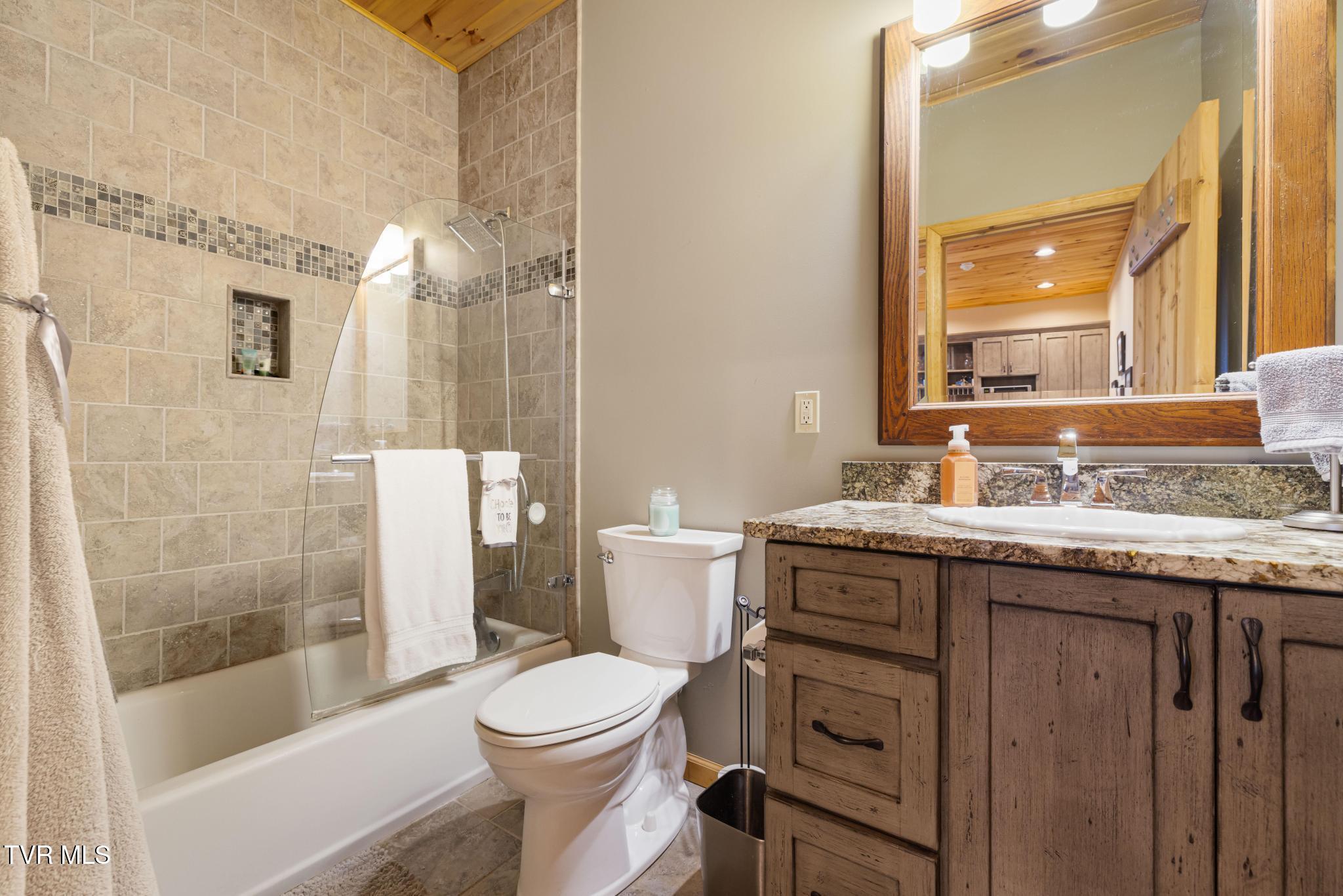 435 Cherokee Mountain Road Jonesborough, TN 37659 - Photo 39 of 75 Second ful bathroom