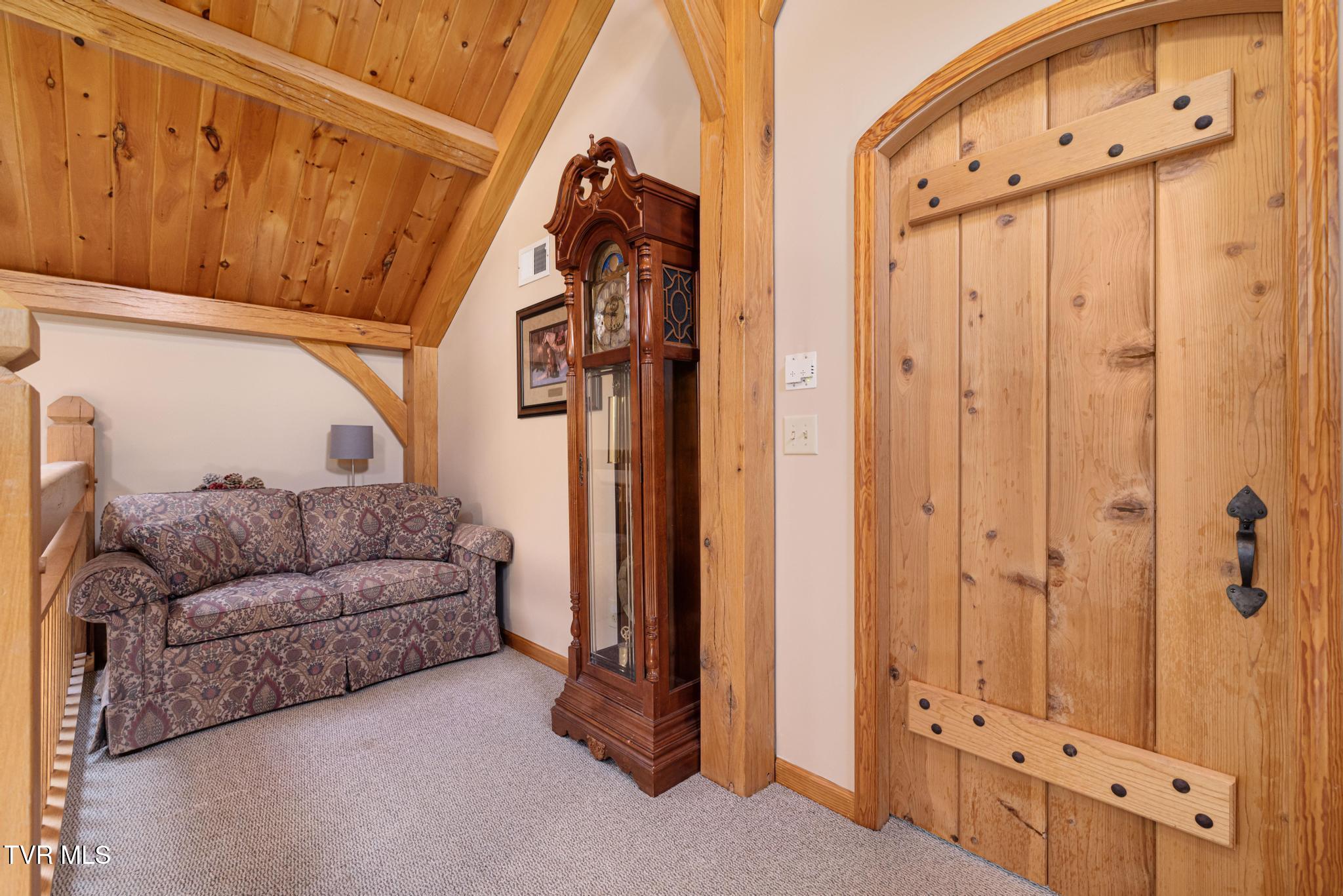 435 Cherokee Mountain Road Jonesborough, TN 37659 - Photo 47 of 75 Reading nook