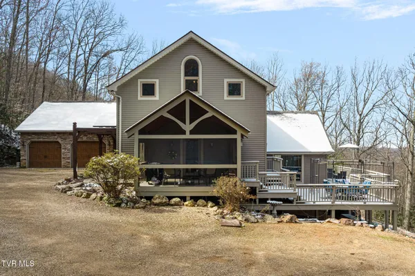 $1,224,800 | 435 Cherokee Mountain Road, Jonesborough, TN 37659