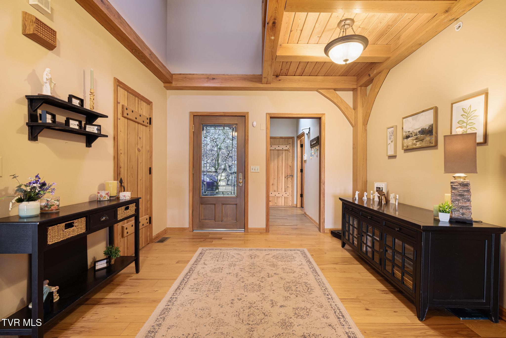 435 Cherokee Mountain Road Jonesborough, TN 37659 - Photo 9 of 75 Entry into home