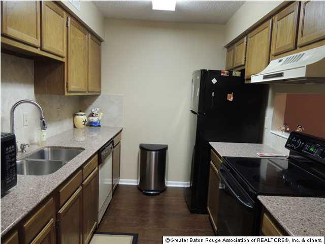 8335 Summa Avenue, Unit B2 Baton Rouge, LA 70809 - Photo 7 of 10 Gallery Image 7