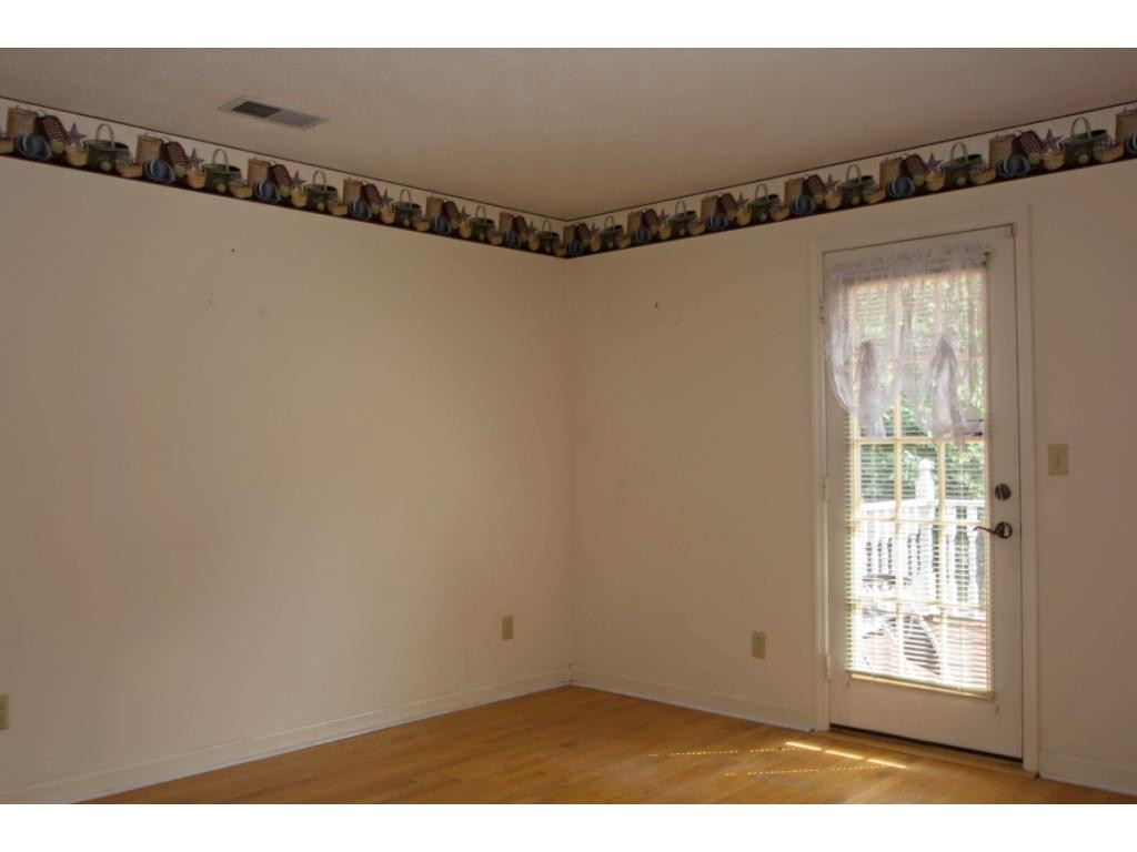 122 Bernie Lewis Road Elizabethton, TN 37643 - Photo 13 of 26 Photo 13